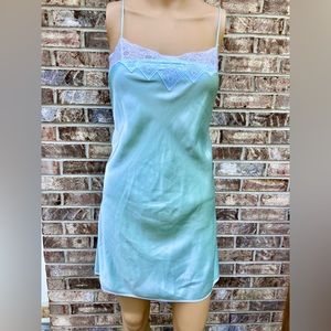 Vintage 1991 Mint Green Floral Embroidered Slip